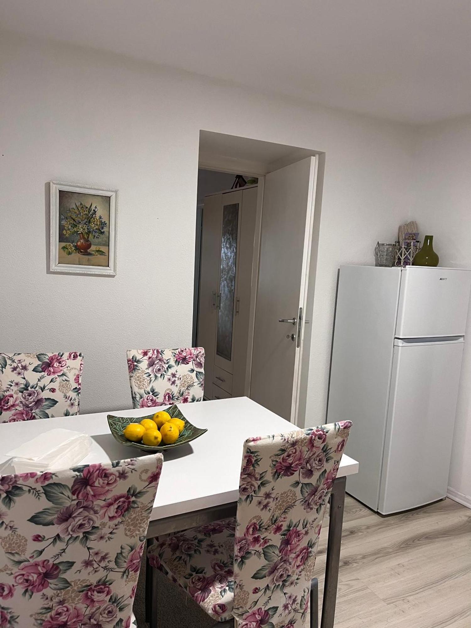 Apartman Nermin Мостар Экстерьер фото
